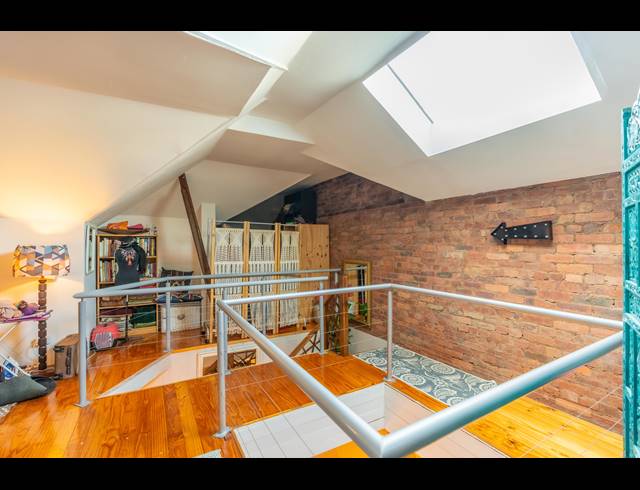 2 BEDROOM APARTMENT FOR SALE IN ESSENWOOD